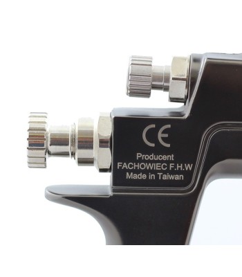 Pistolet lakierniczy LEADER HVLP 1.8mm zbiornik 600ml MODEL 1999-2021